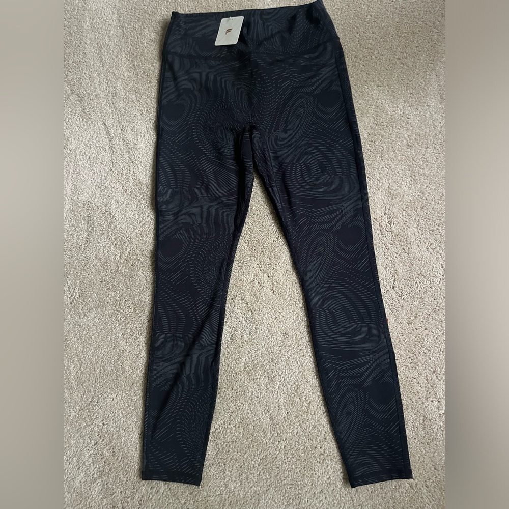 NWT Fabletics leggings